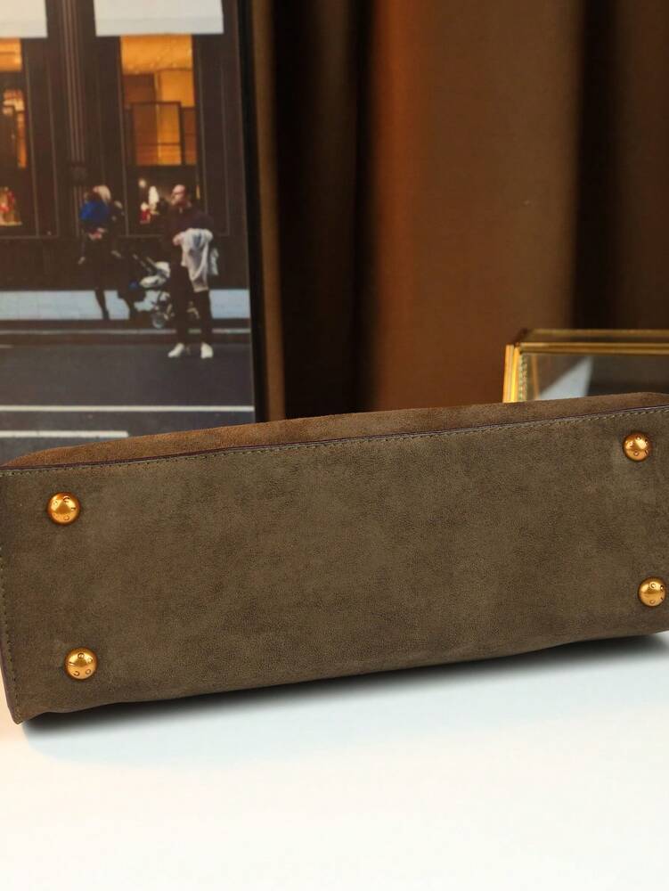 Women's Vintage Flap Envelope Handbag Faux Suede Fabric Mature Elegant Shoulder Purse With Nameplate Charm Minimalist Commuter Bag