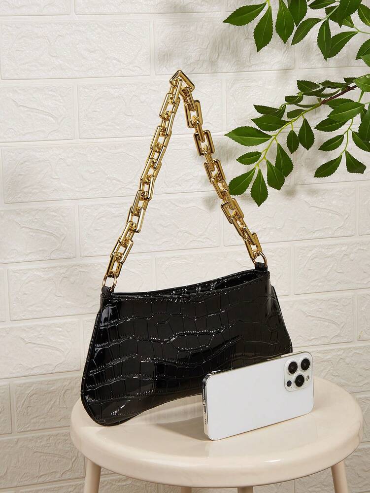 Neon Yellow Snake Skin Pattern Underarm Baguette Bag With Gold Chain Decor Bright Color Shoulder Purse Trendy Evening Party Handbag